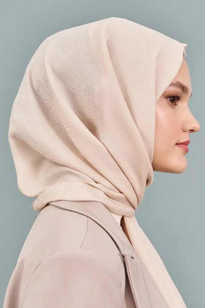 Silky Jacquard Note Hijab Tree Bark Pattern - Beige - 4