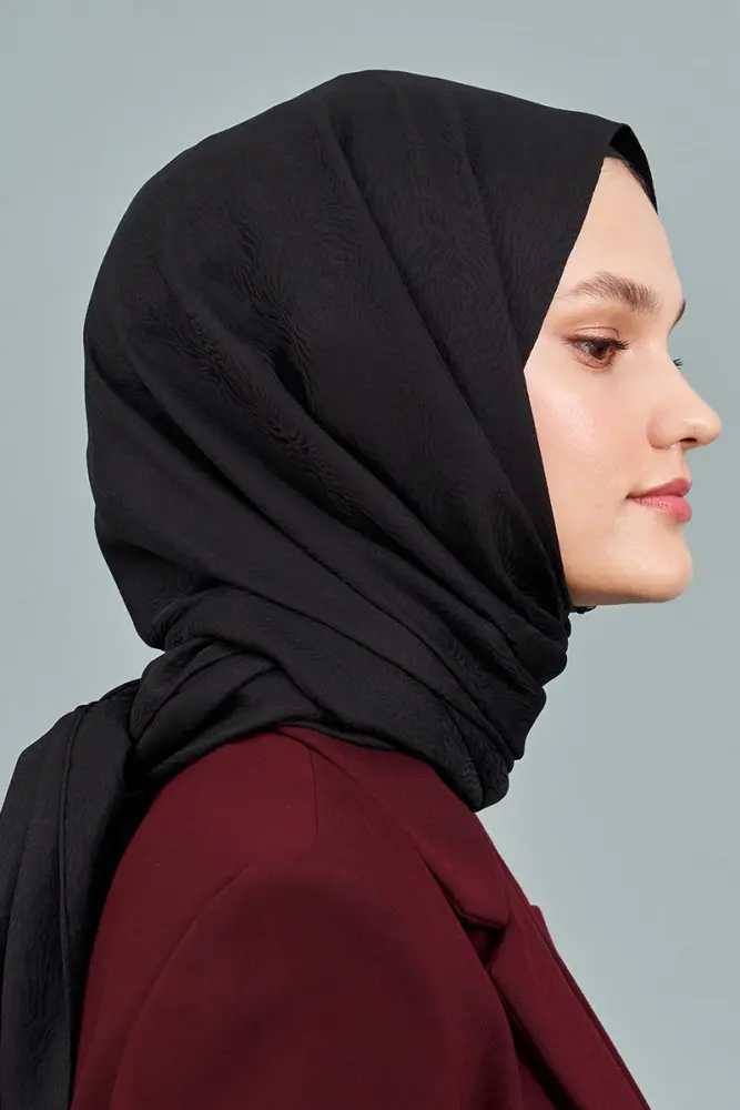 Silky Jacquard Note Hijab Tree Bark Pattern - Black - 4