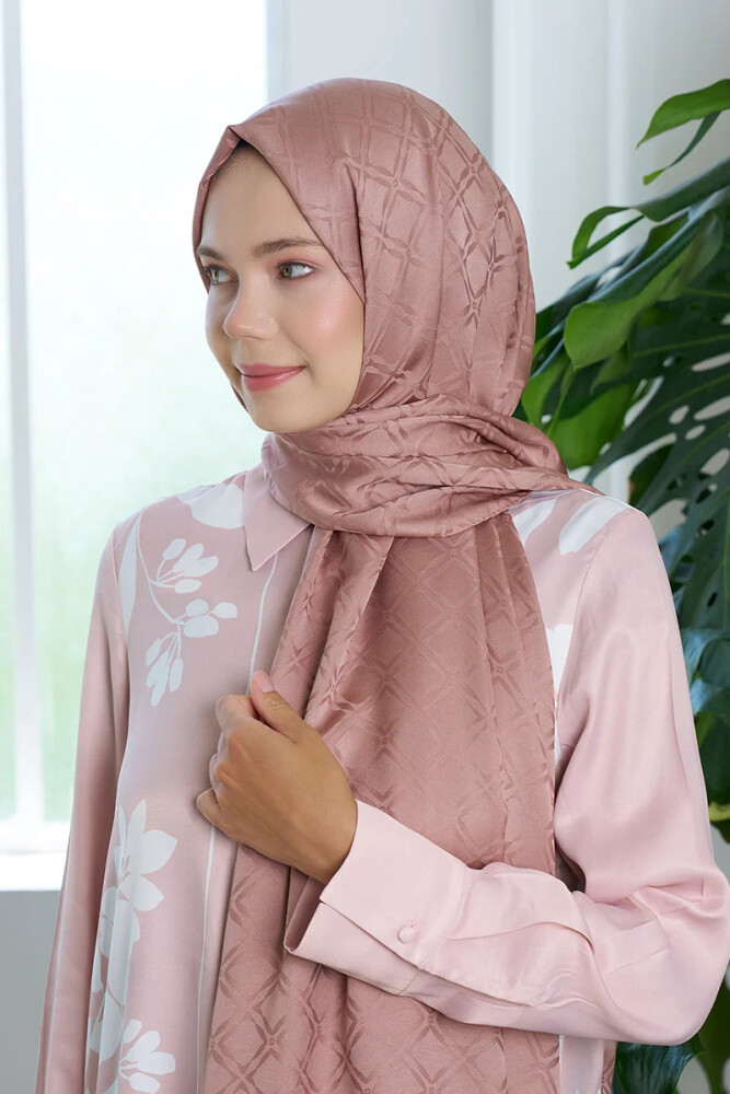 Timeless Koleksiyonu Kare Desen - Bronz - MADAME POLO