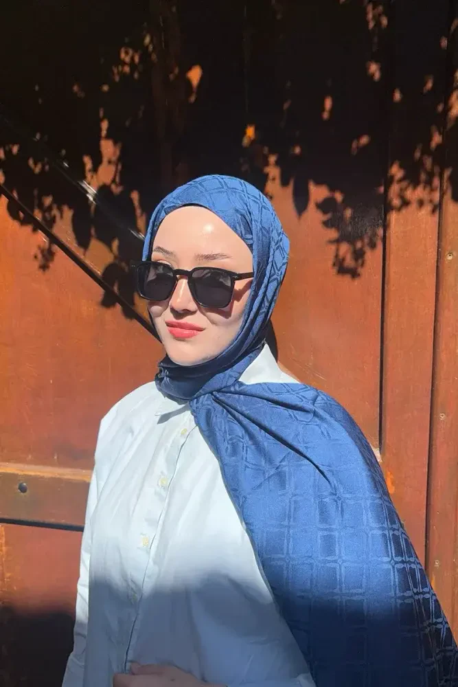 Timeless Koleksiyonu Kare Desen - İndigo - MADAME POLO