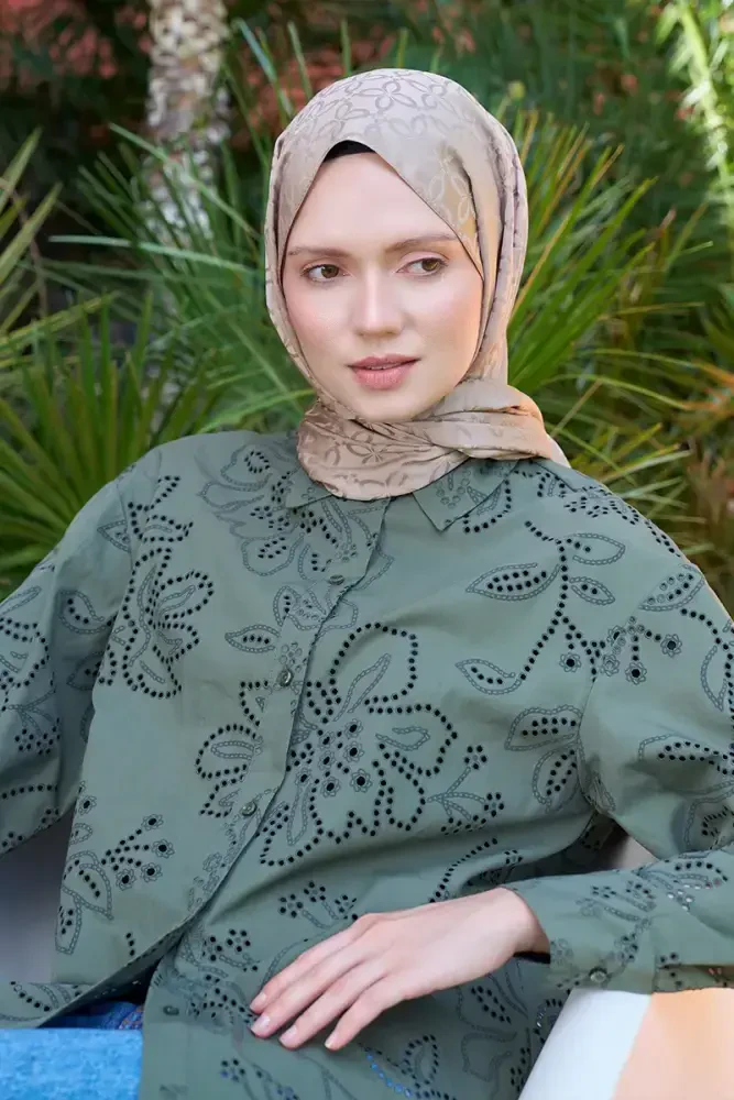 Timeless Koleksiyonu Yonca Desen - Bej - MADAME POLO