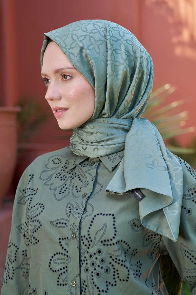 Timeless Koleksiyonu Yonca Desen - Çağla - MADAME POLO