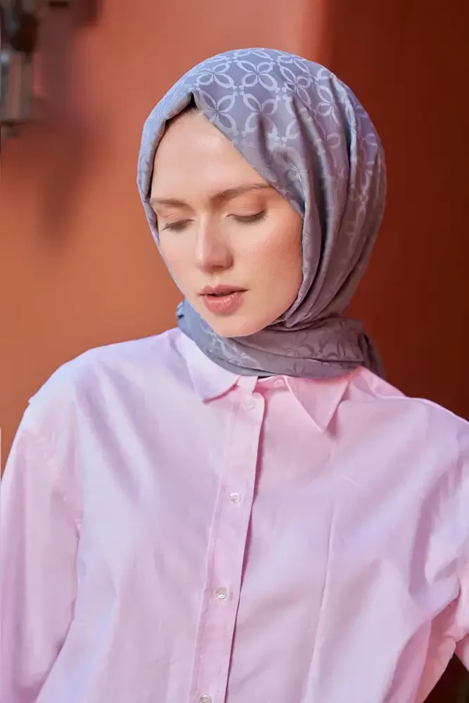 Timeless Koleksiyonu Yonca Desen - Gri - MADAME POLO