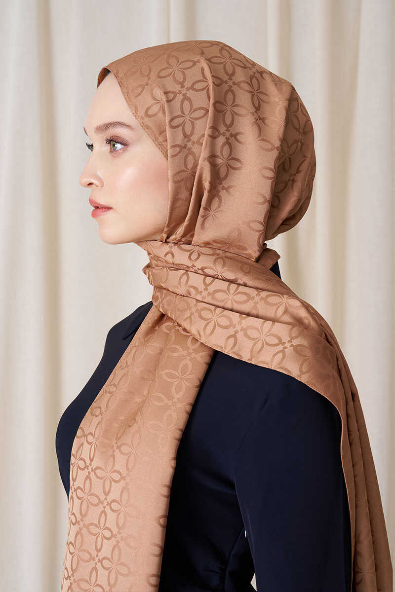 Timeless Koleksiyonu Yonca Desen - Latte - MADAME POLO